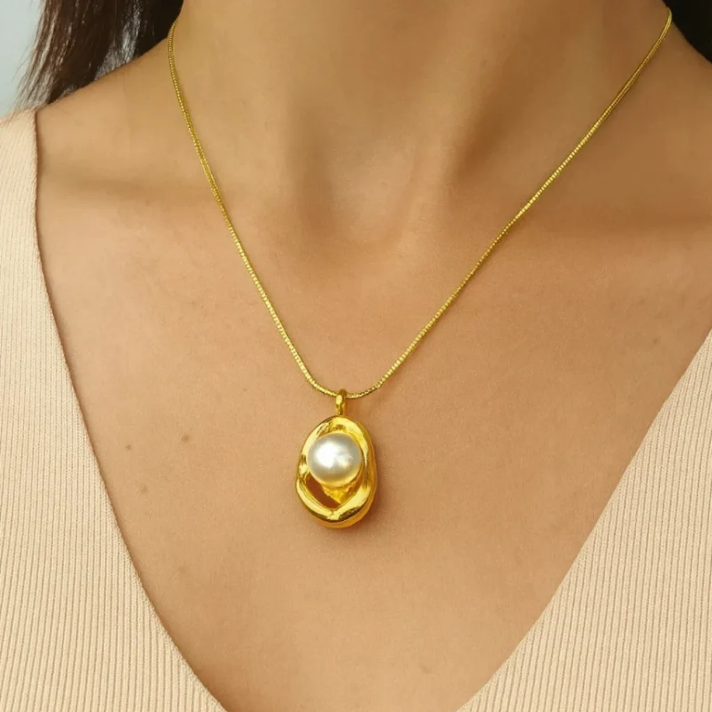 Anti Tarnish 18K Gold Plated Perl Necklace