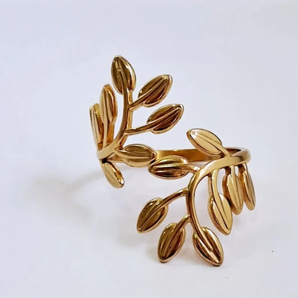 Leaf  design anti tarnish Ring