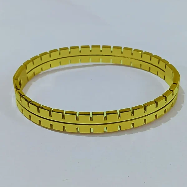 Unique Gold Plated Anti Tarnish Bracelet